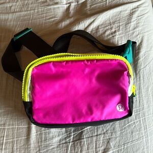 Retro lululemon beltbag